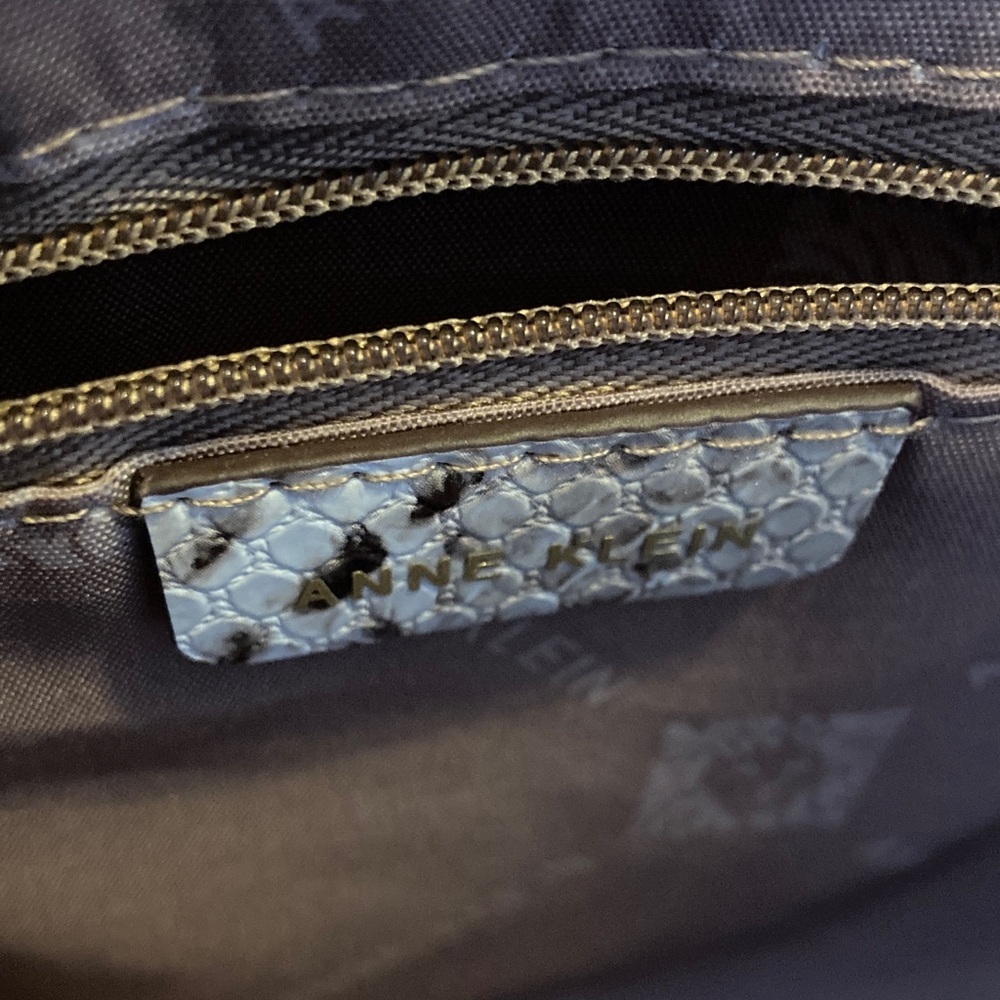 Anne Klein Women's A-Hinge Snake-Print Tote NWOT - Picture 8 of 9